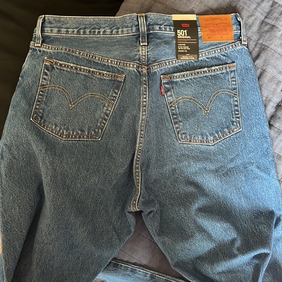 Levi Jeans - Picture 3 of 3